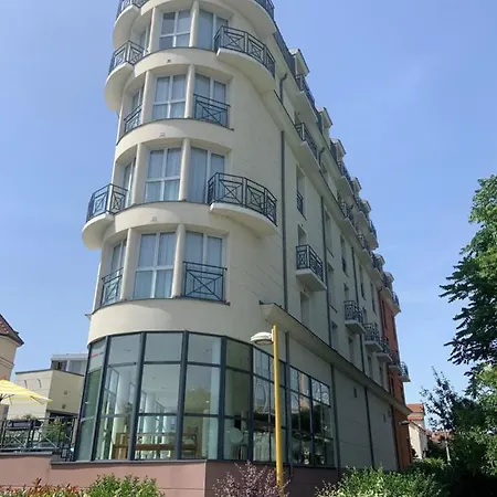 Residhome Bords De Marne 3* Neuilly-Plaisance