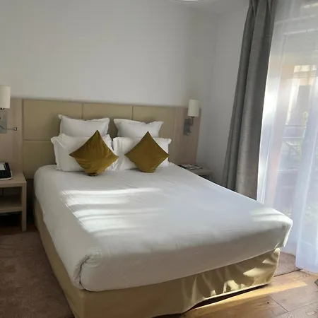 Aparthotel Residhome Bords De Marne 3*