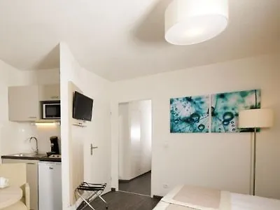 Residhome Bords De Marne Apartmanhotel 3*