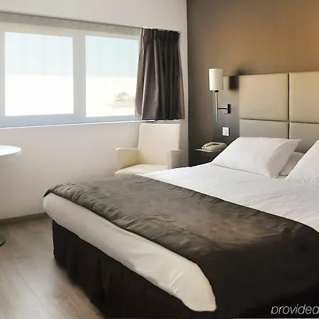 Aparthotel Residhome Bords De Marne 3*