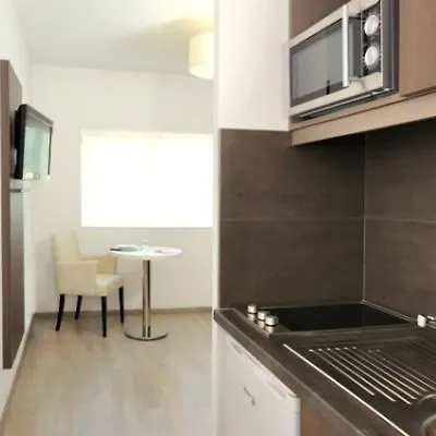 Residhome Bords De Marne 3* Neuilly-Plaisance